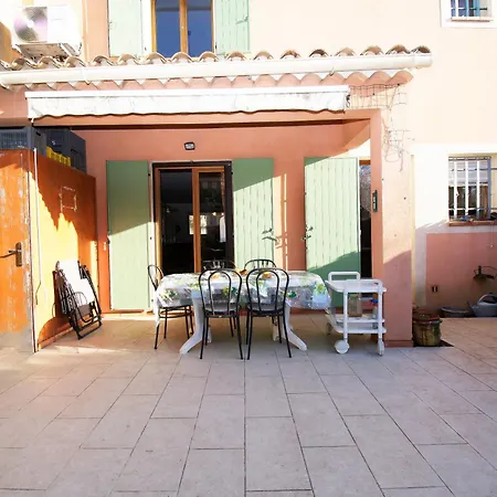 Douceur De Vivre Standing Presta Holiday home Six-Fours-les-Plages